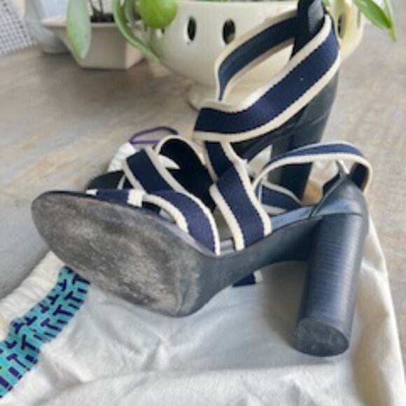 Tory Burch Laurie Criss Cross Elastic High Heel Sandal Navy Blue Size 7 - Picture 5 of 9